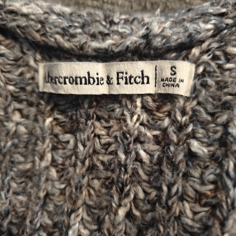 🤍Abercrombie & Fitch Gray Brown Heavy Knit Sweater with Pockets Size Small - Picture 2 of 3
